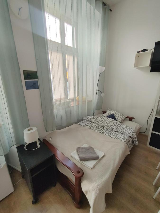 Umbrella Guest Rooms Краків Екстер'єр фото
