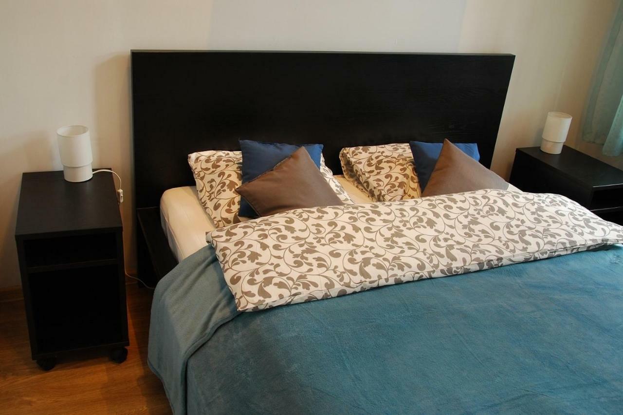 Umbrella Guest Rooms Краків Екстер'єр фото